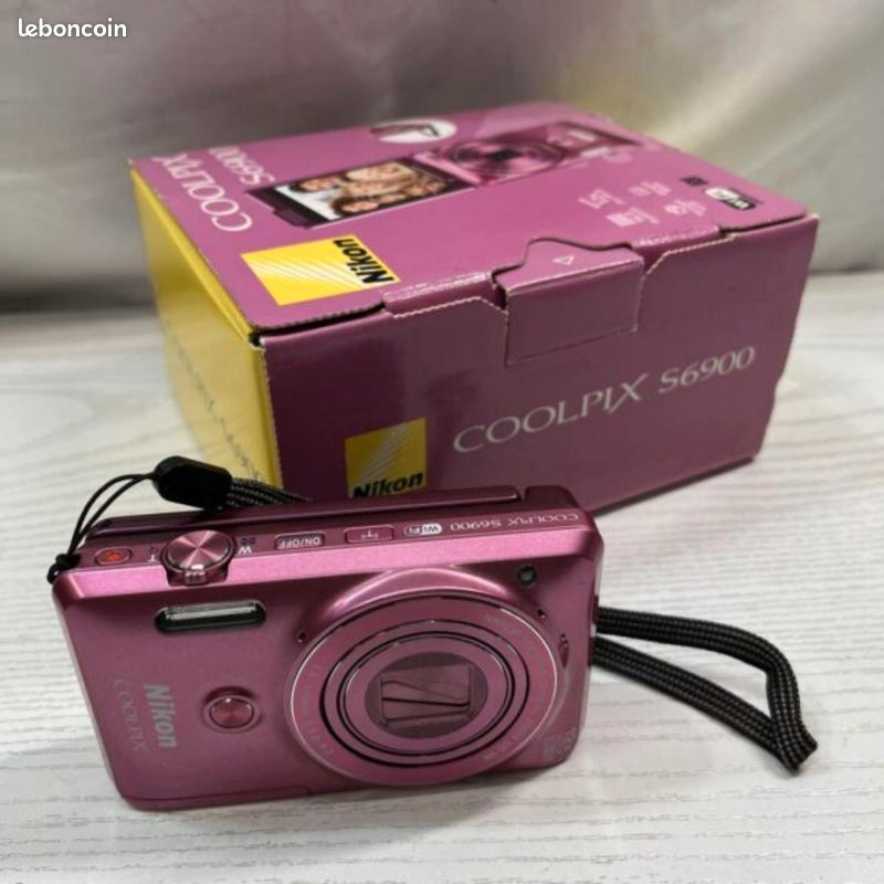 Nikon Coolpix S6900 : Test Complet et Avis pour Voyageurs