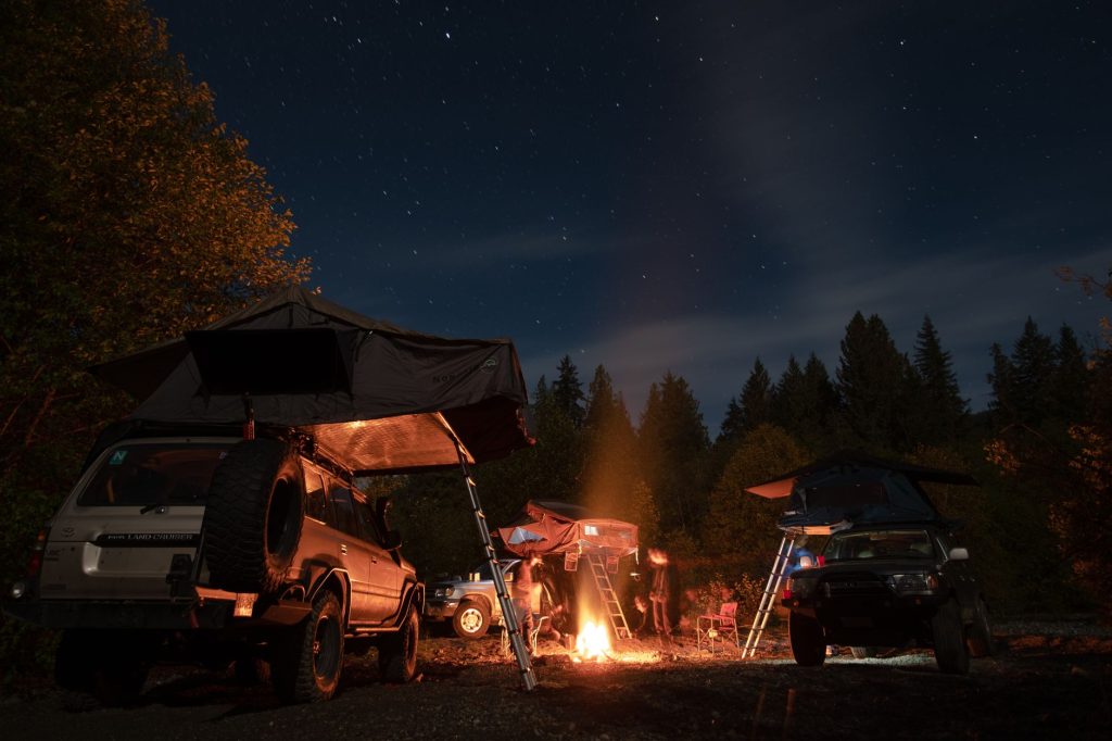 4x4 avec Tente de Toit : Guide Complet, Comparatif et Conseils